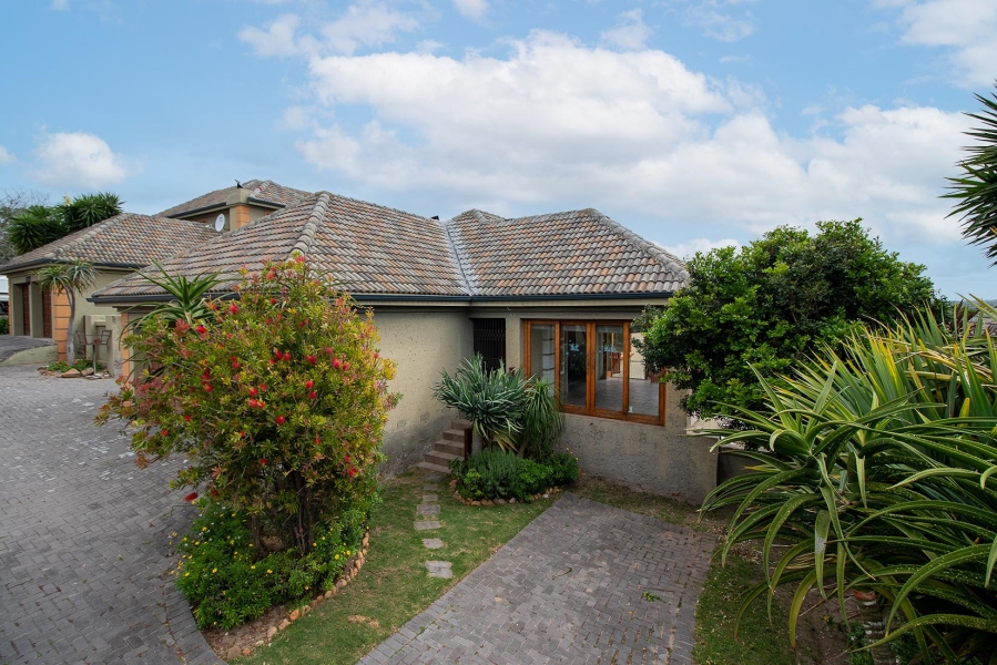 3 Bedroom Property for Sale in East Bank Eastern Cape